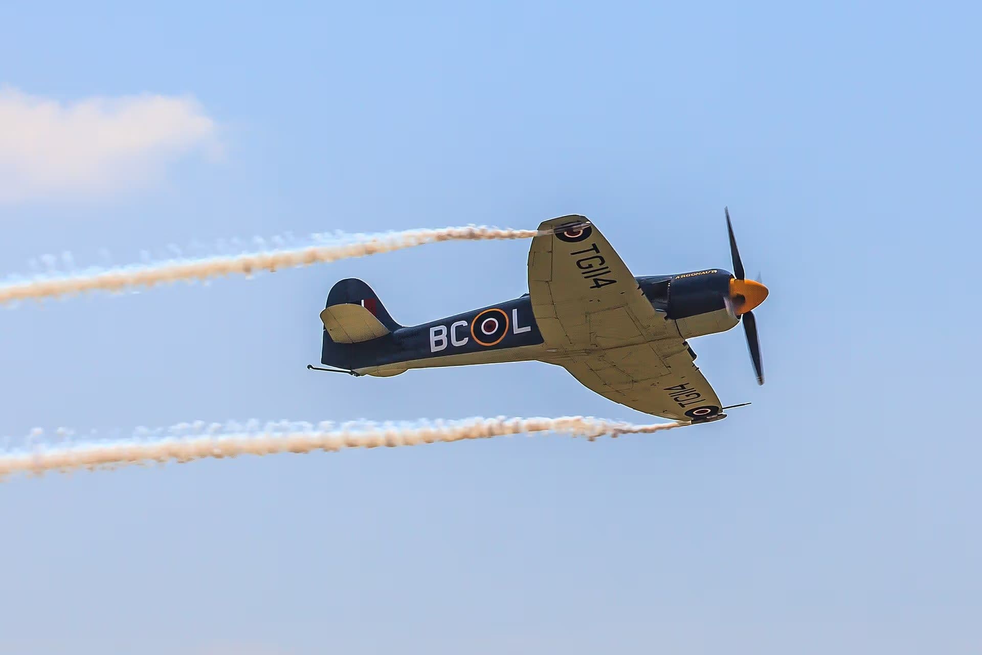 Unidentified — Warbird