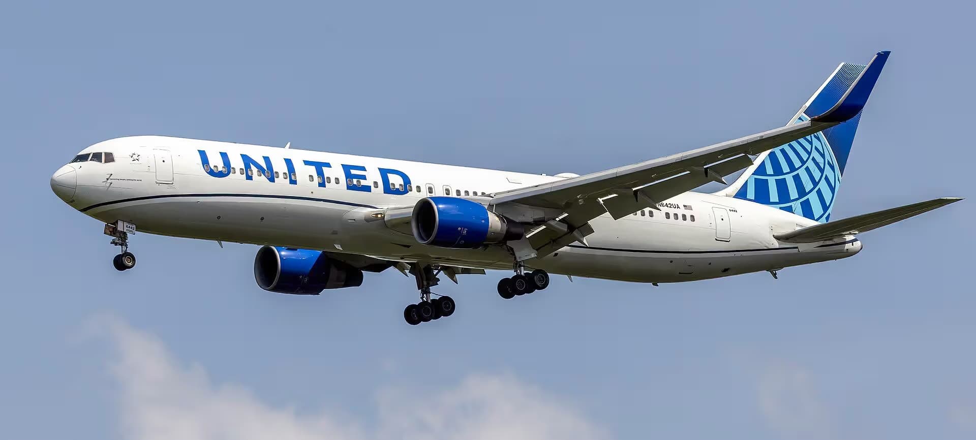 N642UA — Boeing