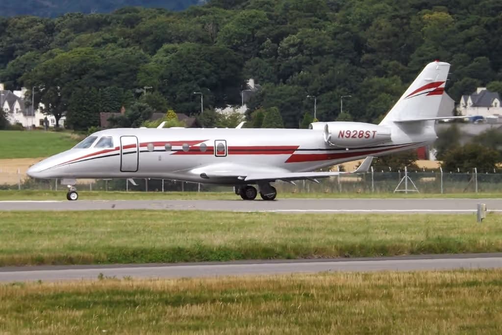 N928ST — Business jet