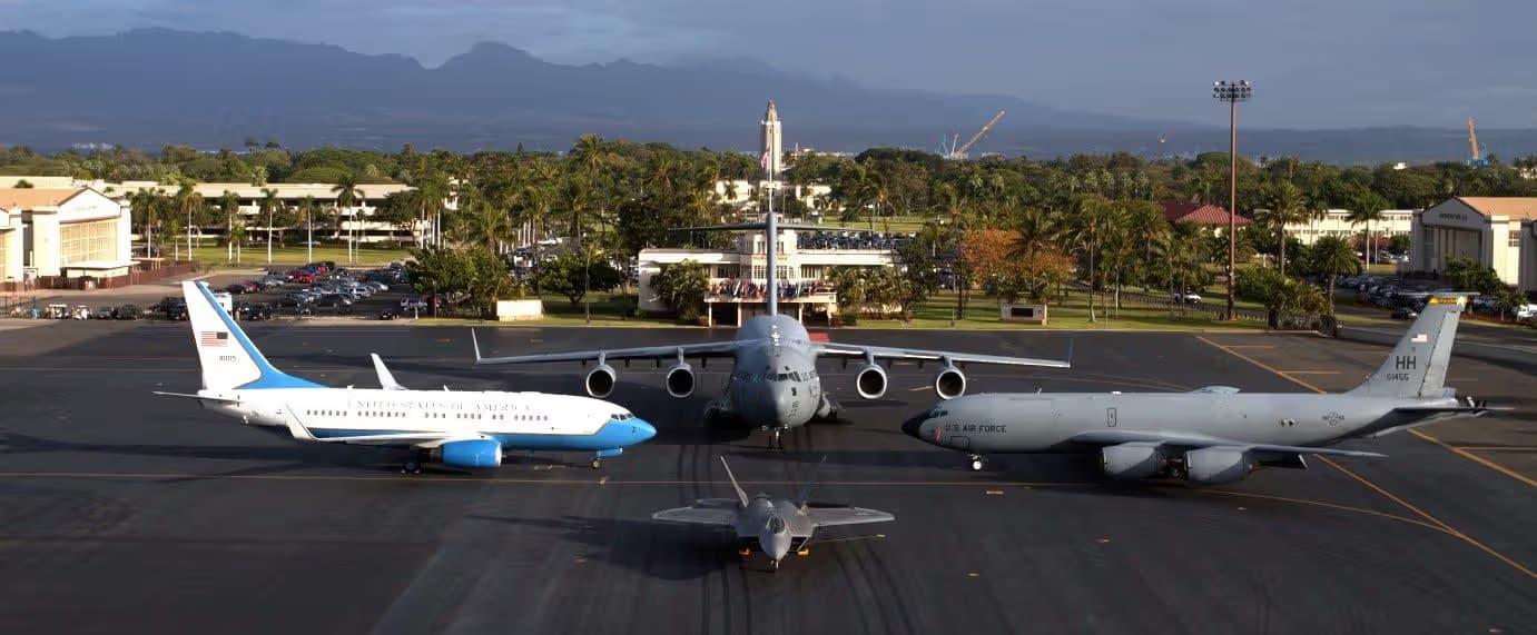 Unidentified — Boeing