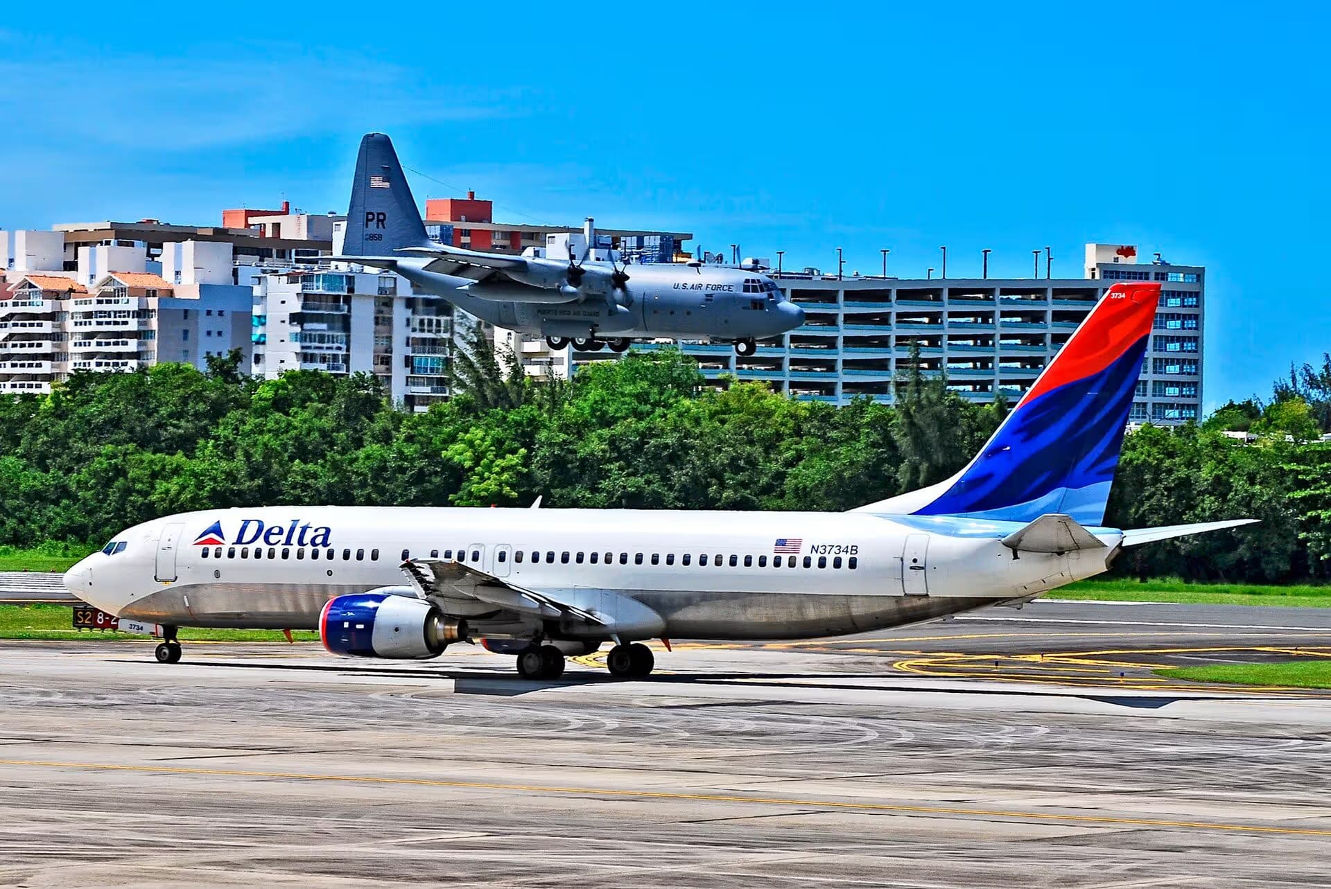 N3734B — Boeing