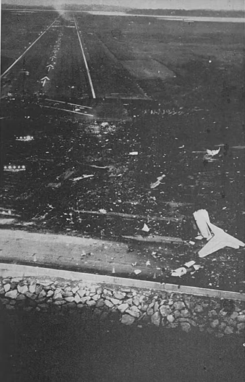 Unidentified — Aircraft