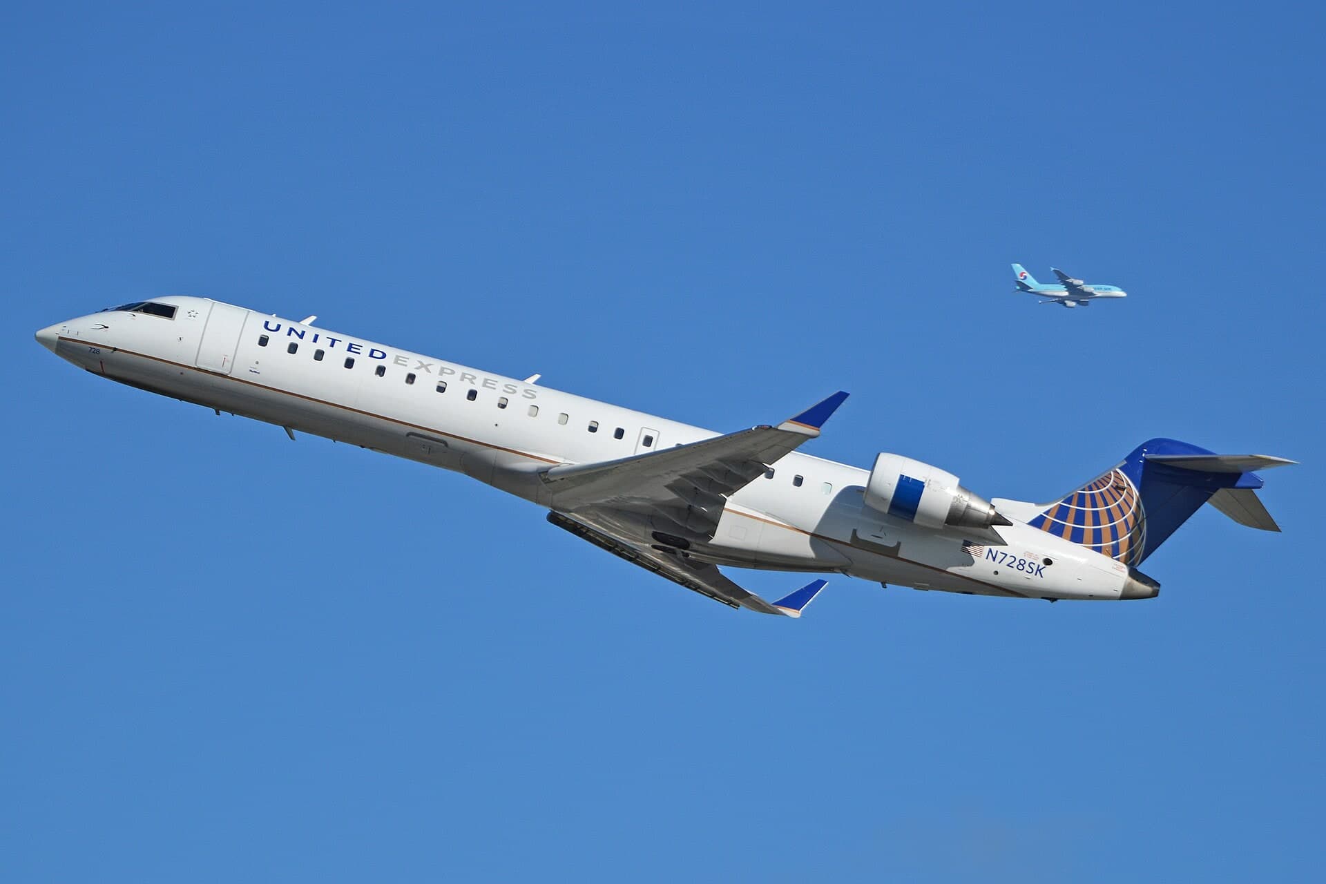N728SK — Bombardier