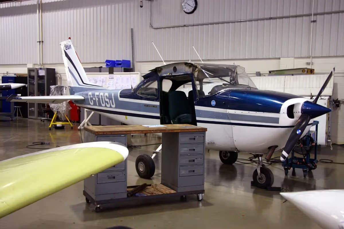 C-FOSJ — Cessna