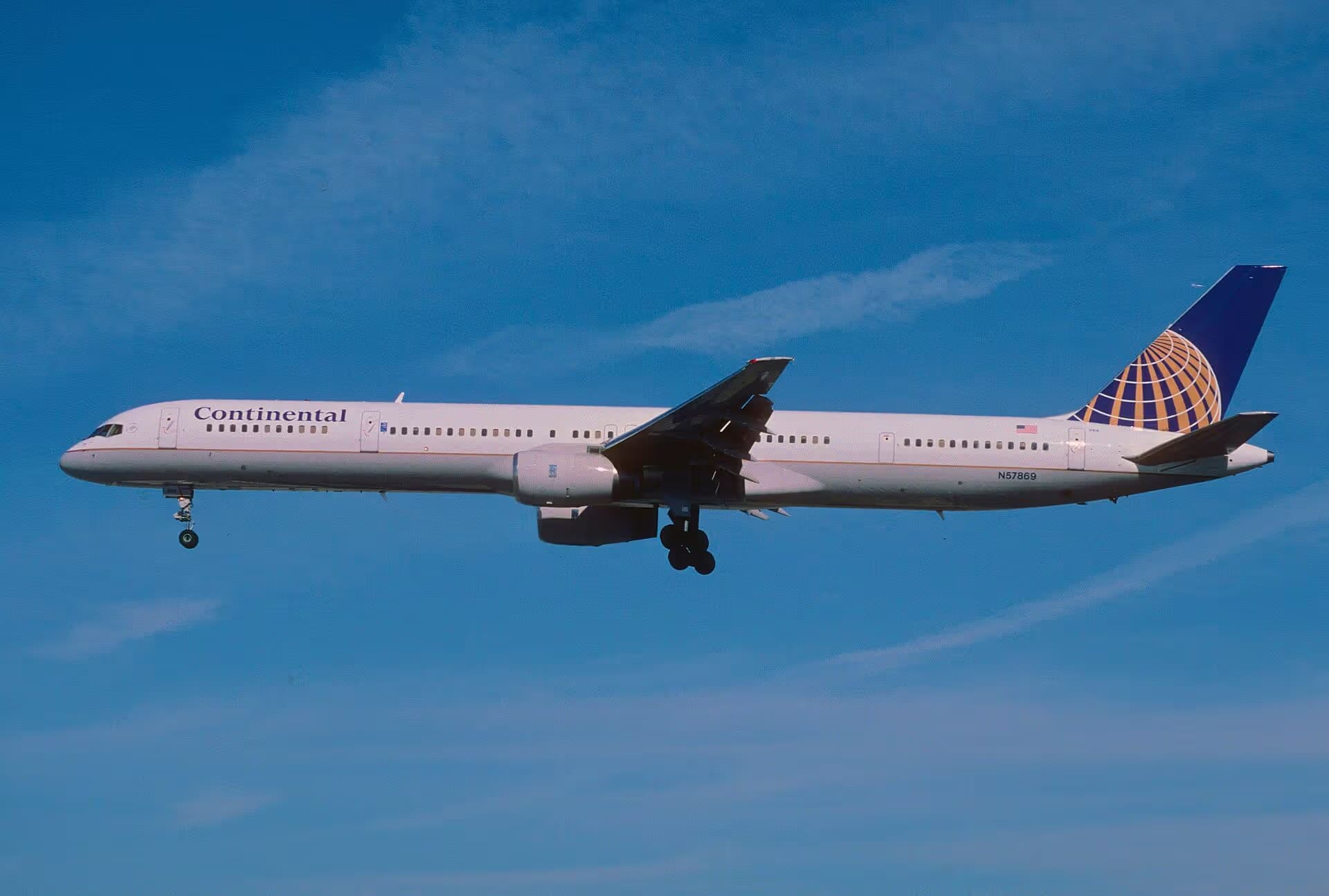N57869 — Boeing