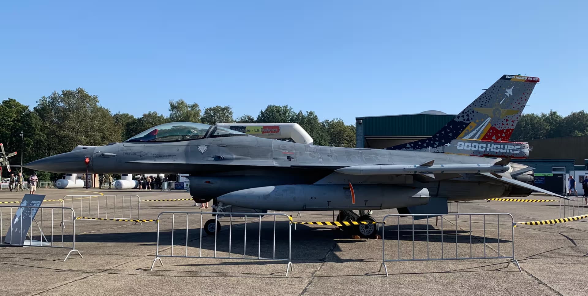 Unidentified — Single-engine aircraft