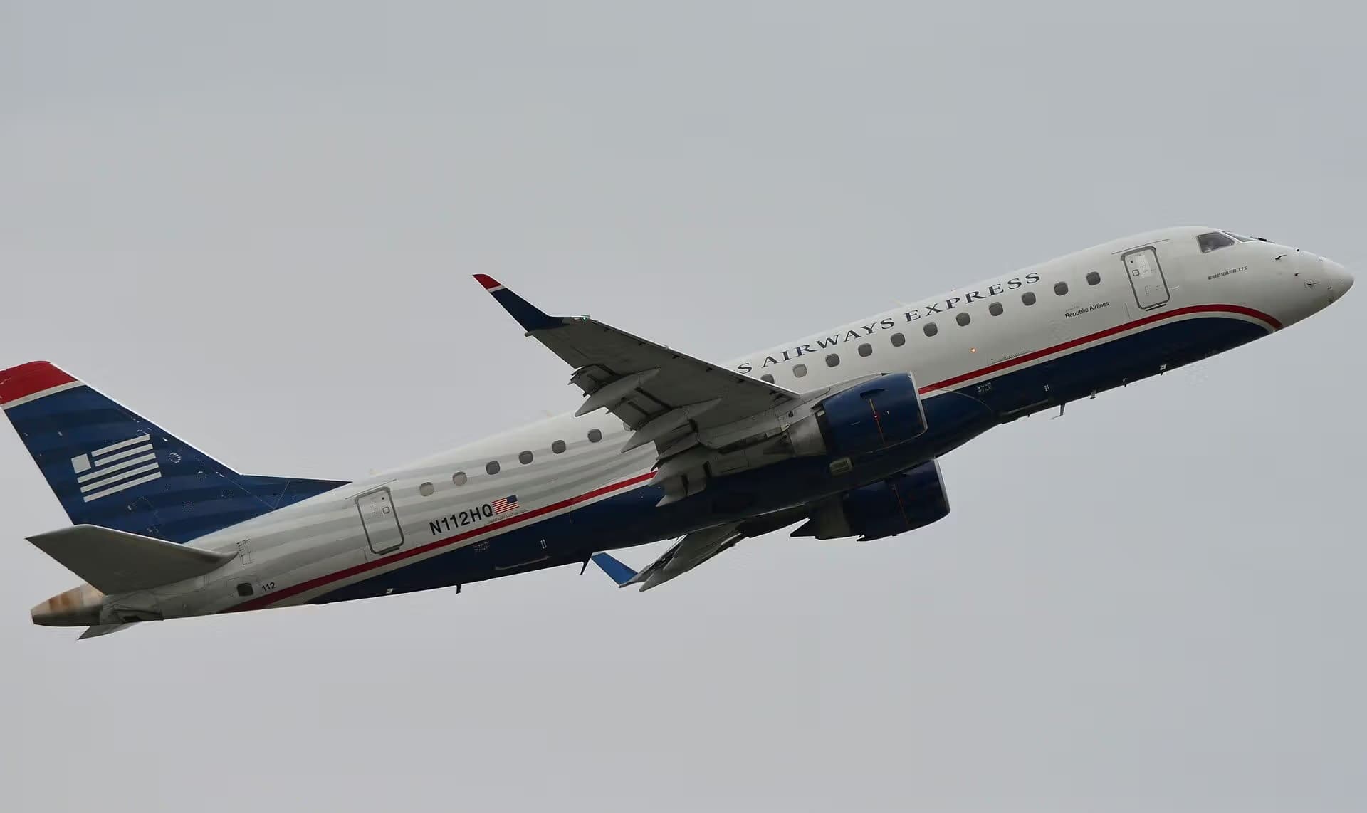 N112HQ — Embraer