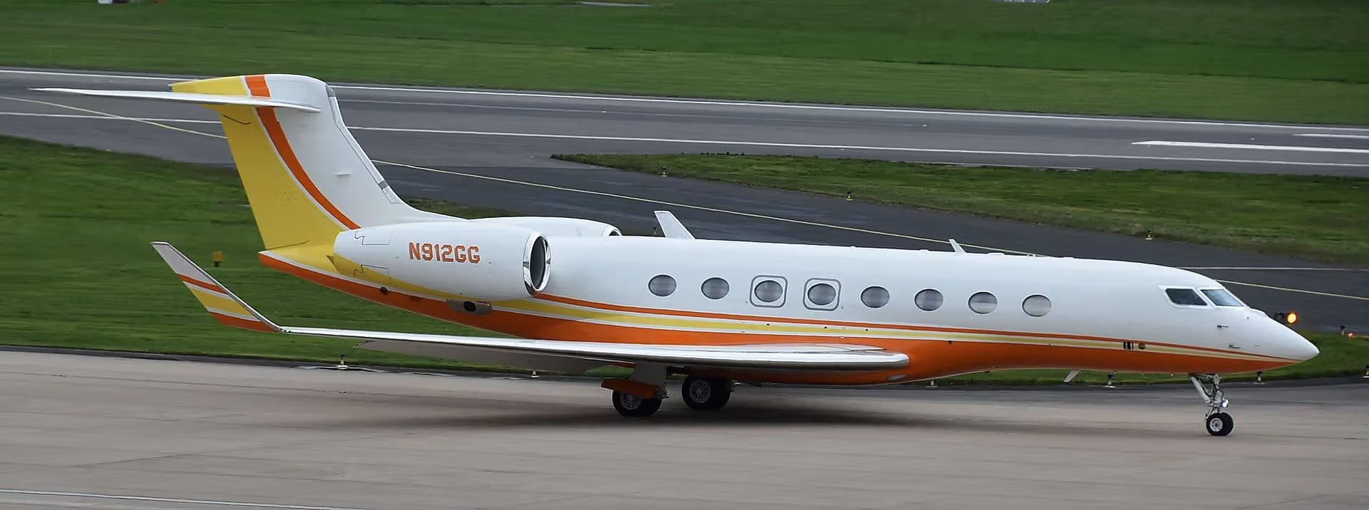 N912GG — Business jet