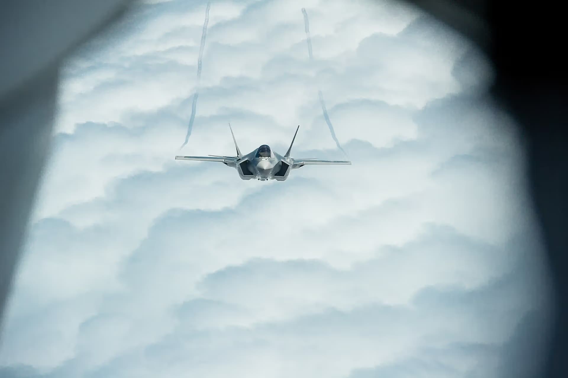 Unidentified — Aircraft