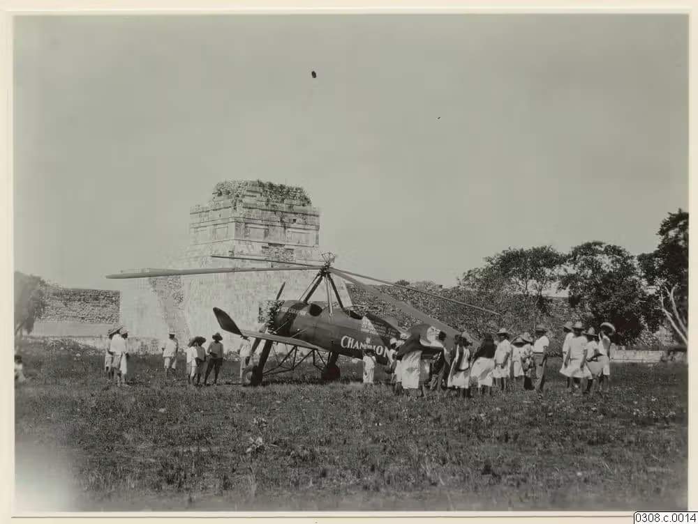 Unidentified — Aircraft