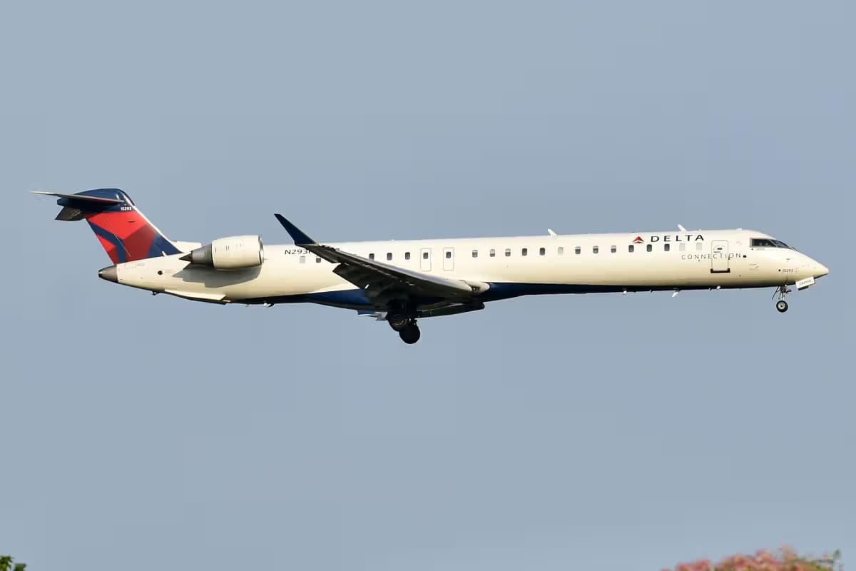 N293PQ — Bombardier