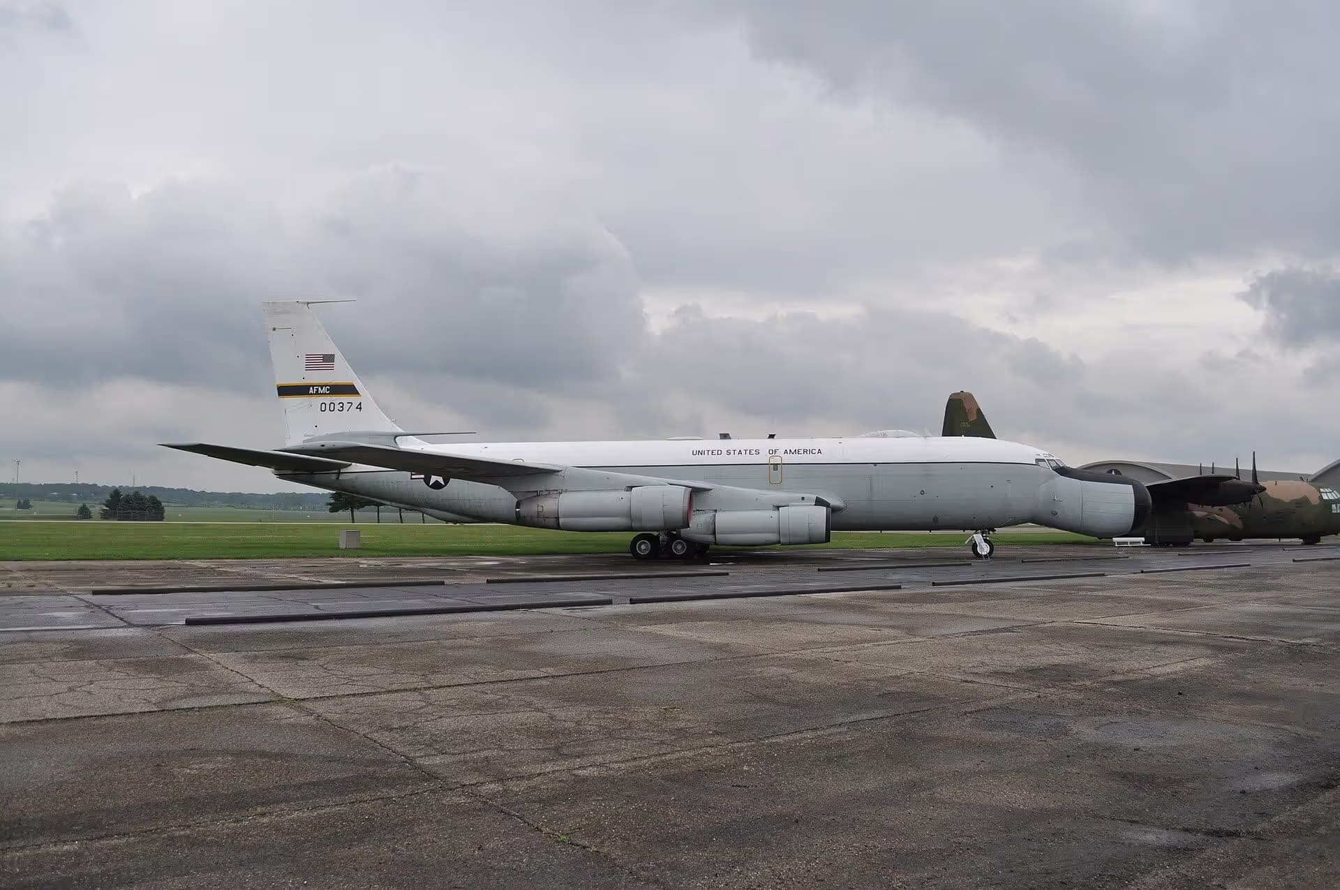 Unidentified — Aircraft