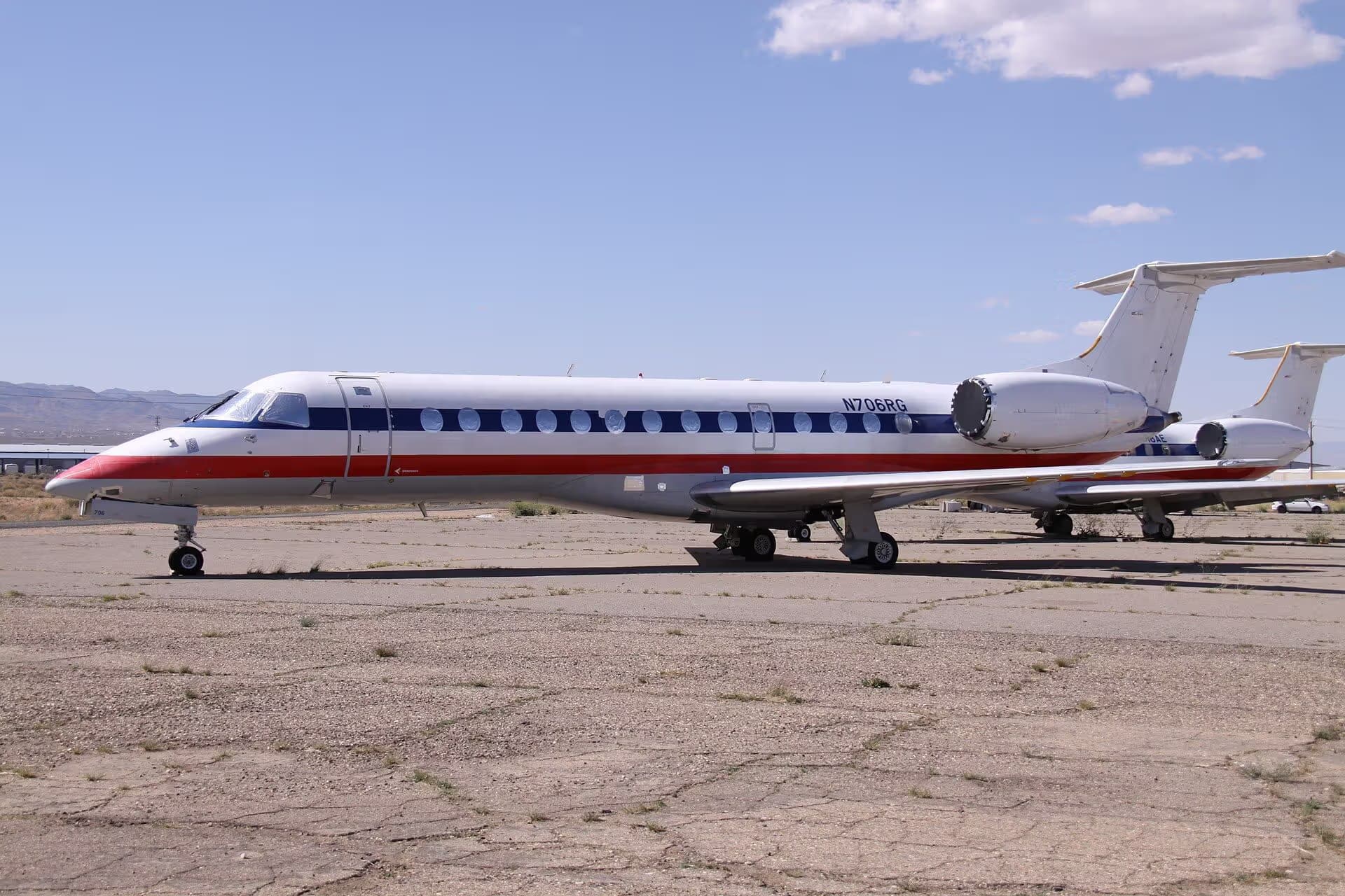 N706RG — Twin-engine aircraft