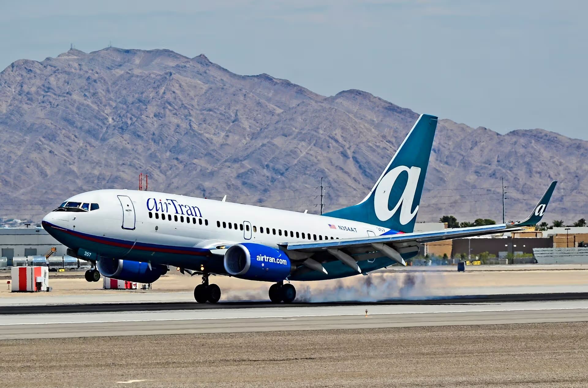 N354AT — Boeing