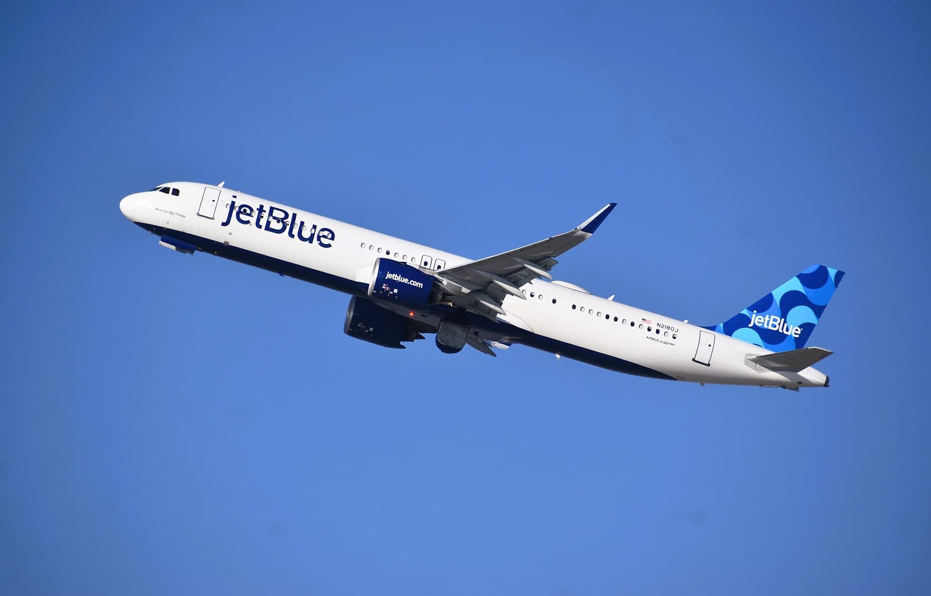 N2180J — Airbus