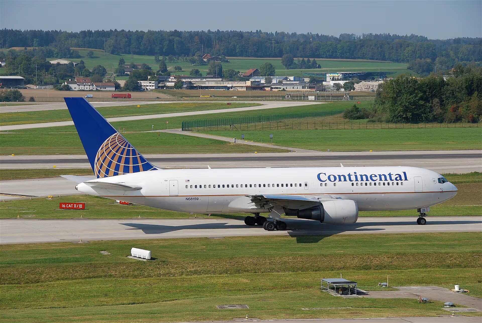 N68159 — Twin-engine aircraft