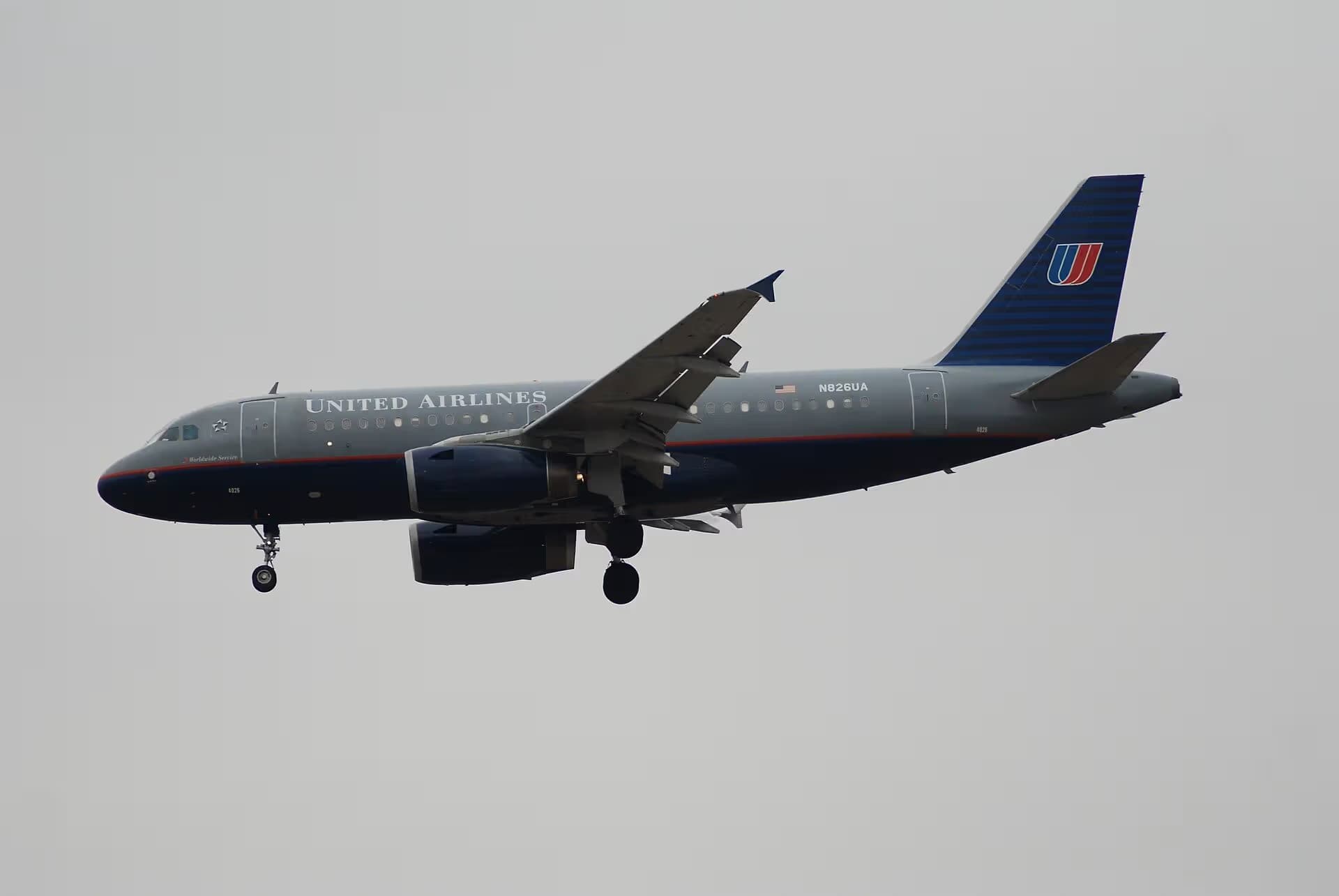 N826UA — Airbus