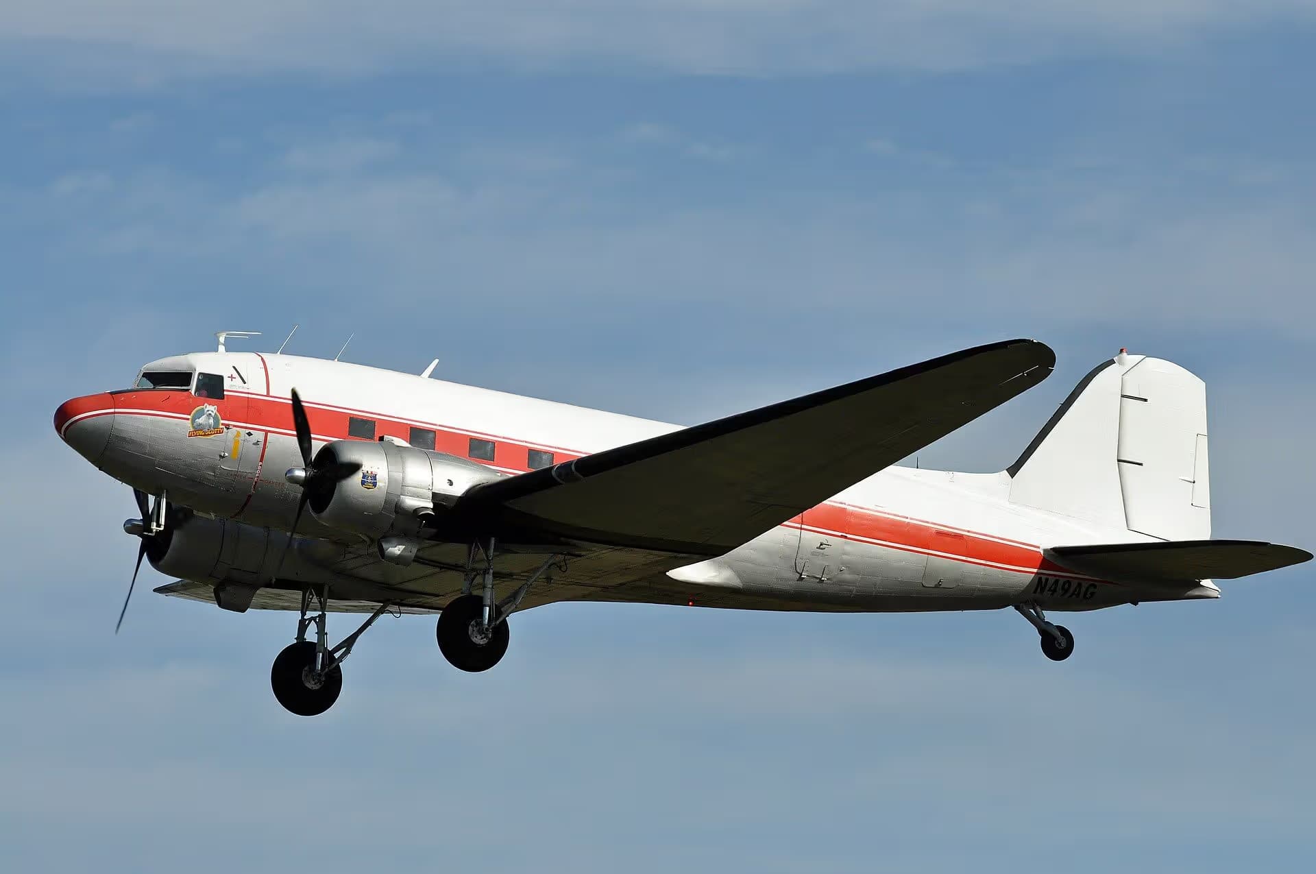N49AG — Douglas
