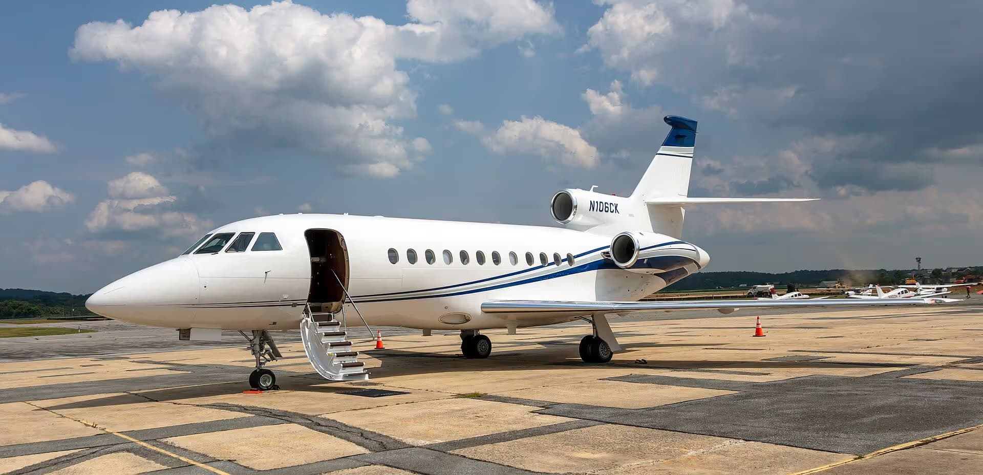 N106CK — Business jet