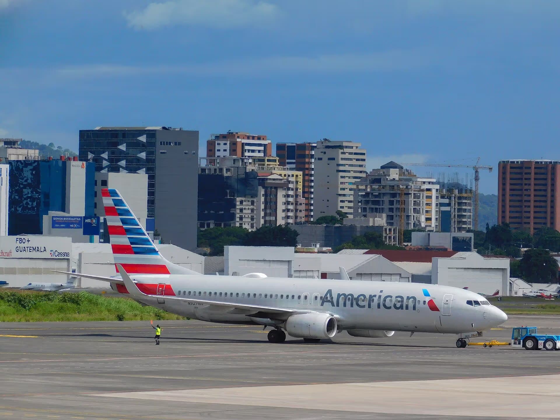 N927NN — Boeing at Miami International Airport