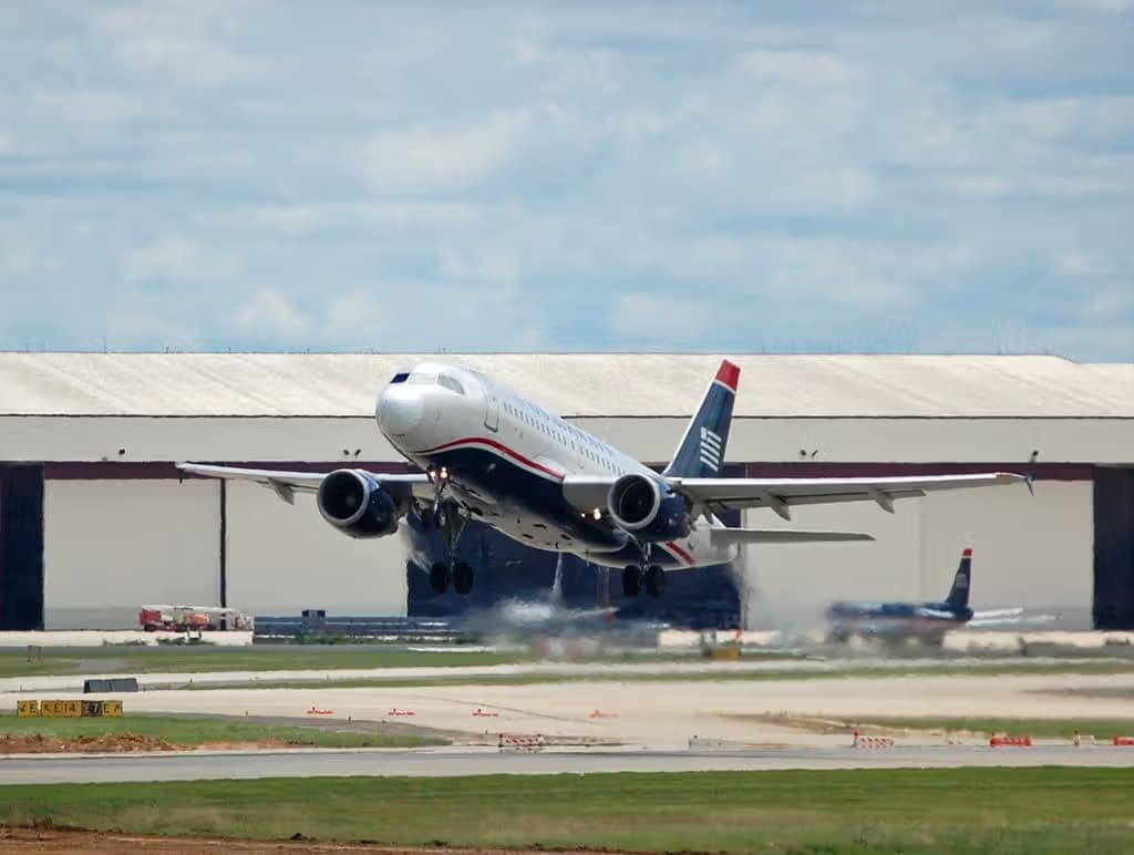 N746UW — Airbus