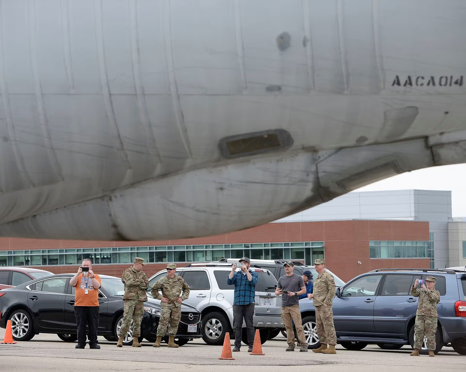 Unidentified — Aircraft