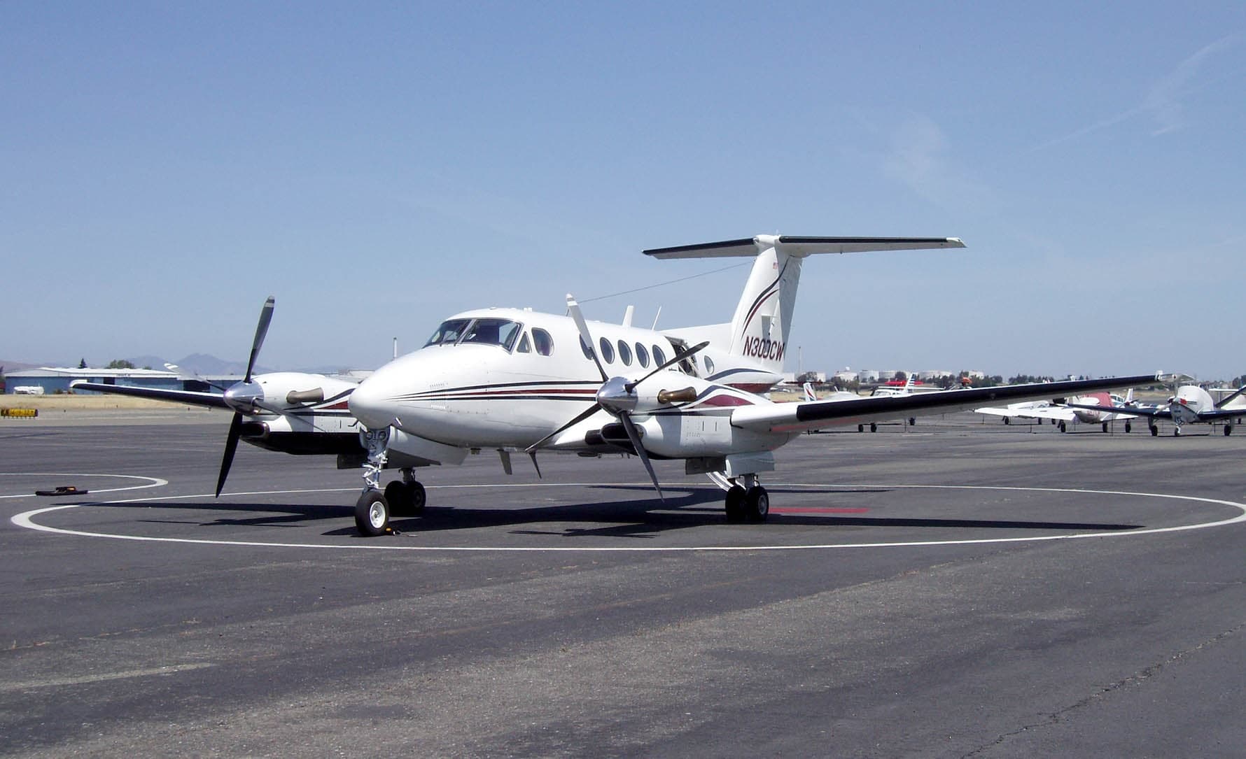 N300CW — Beechcraft