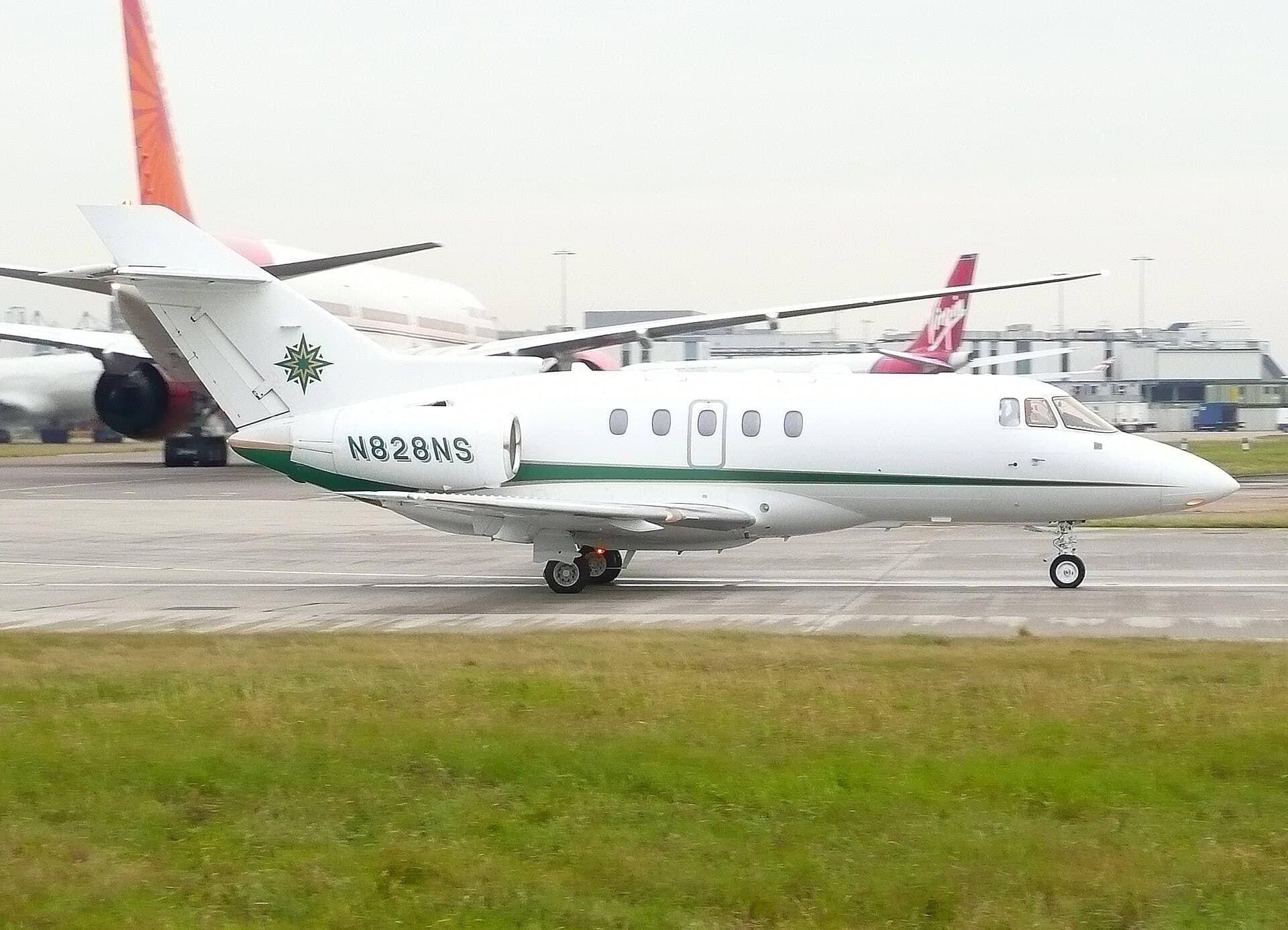 N828NS — Business jet
