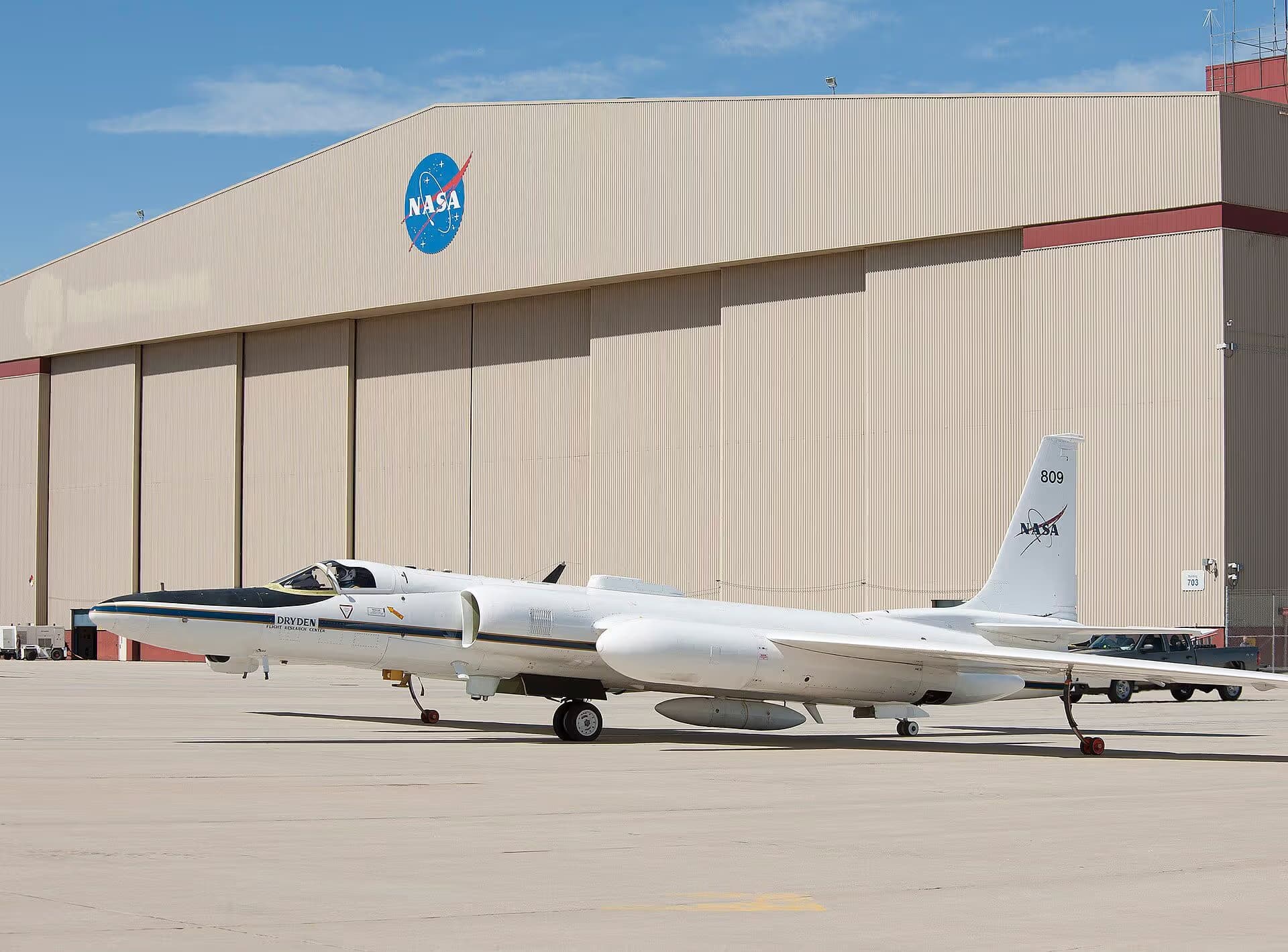 N809NA — Lockheed