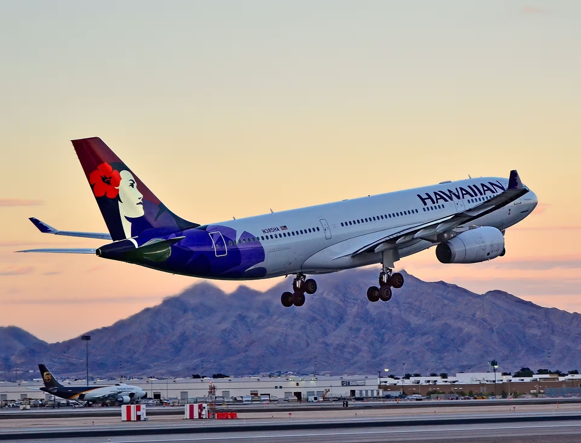 N385HA — Airbus