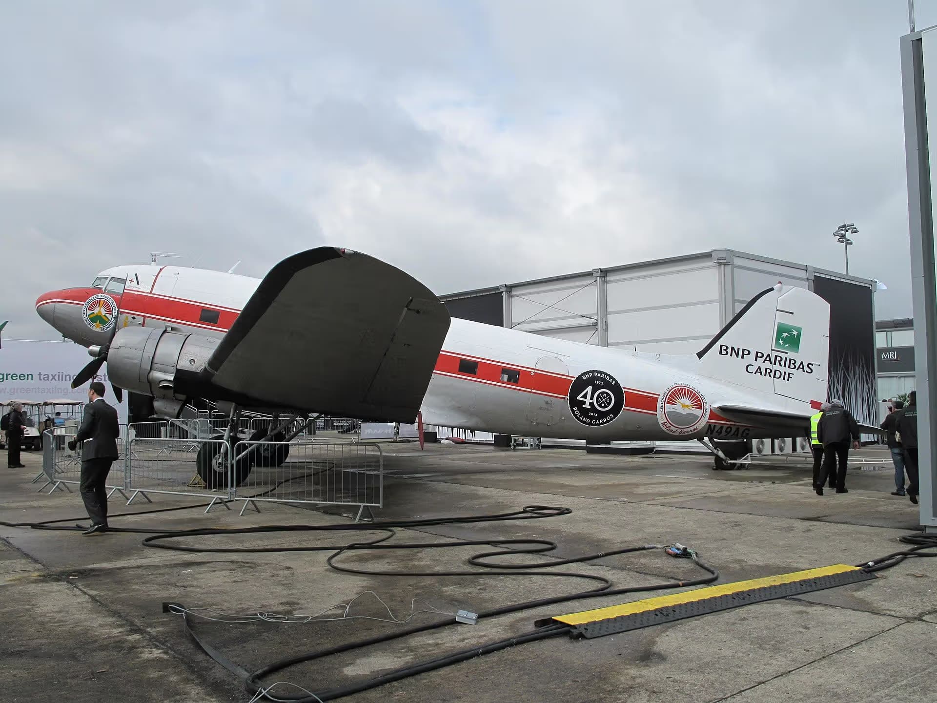 N49AG — Douglas