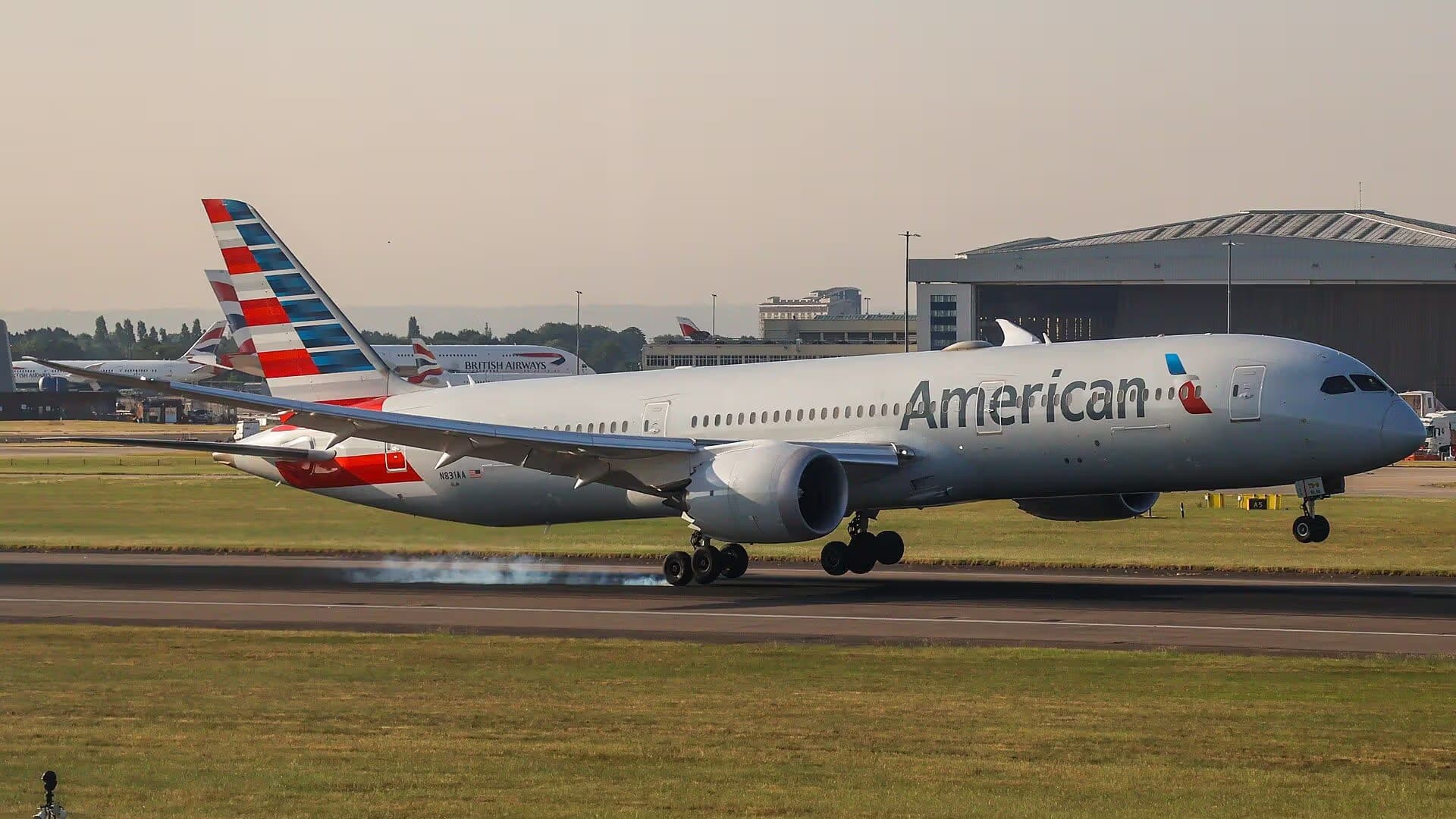 N831AA — Boeing
