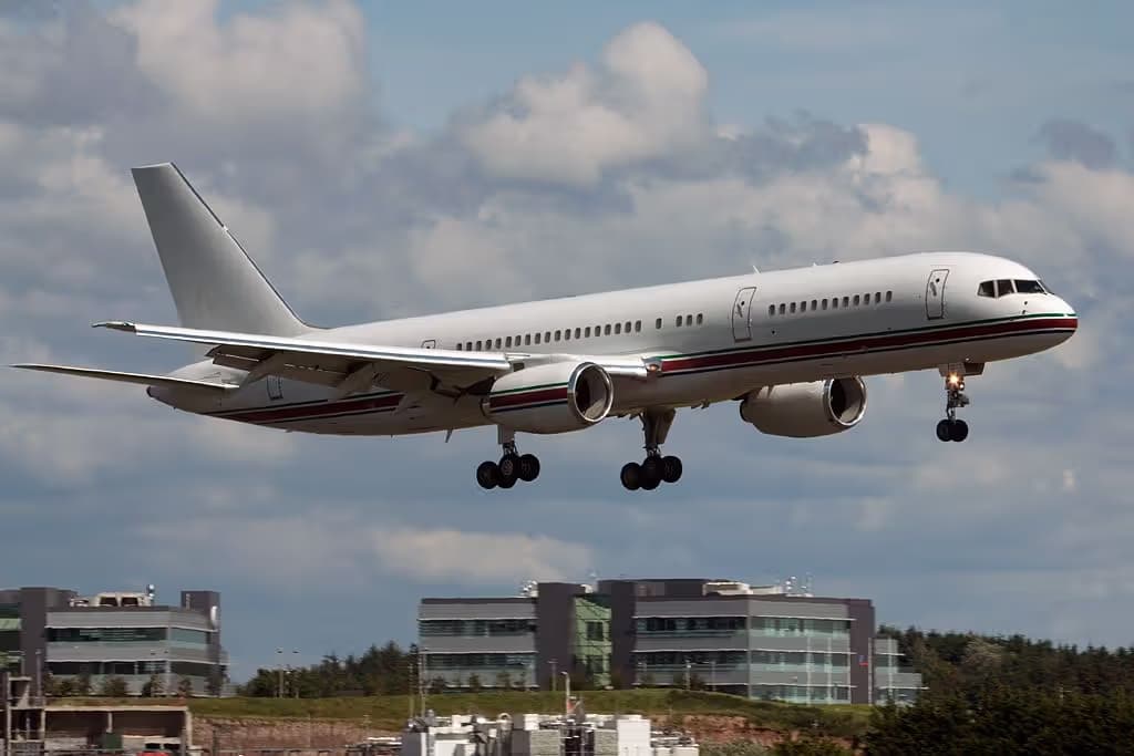 N757SS — Boeing