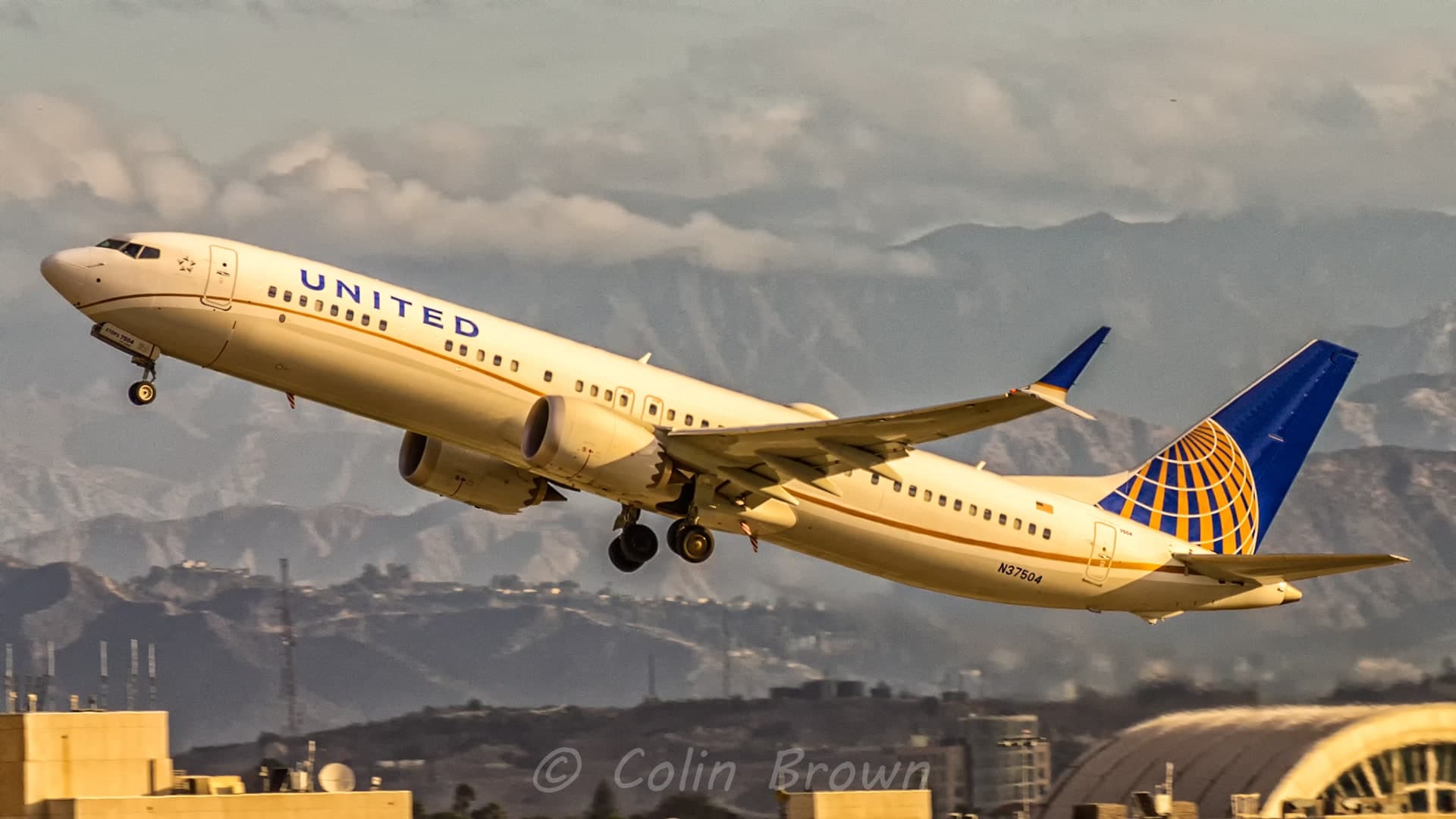 N37504 — Boeing