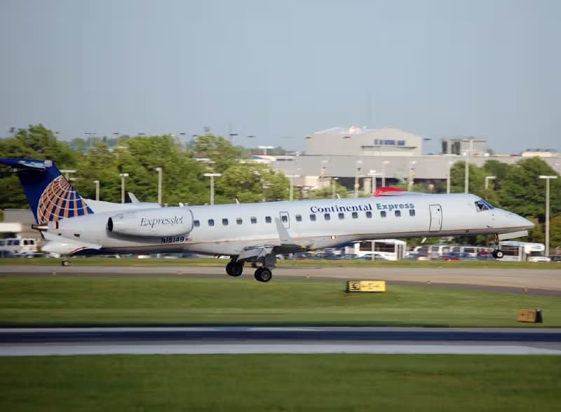 N16149 — Embraer