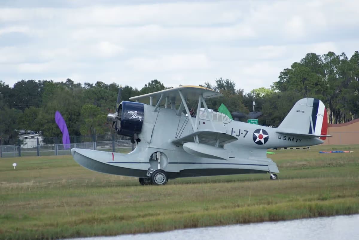 N1214N — Aircraft