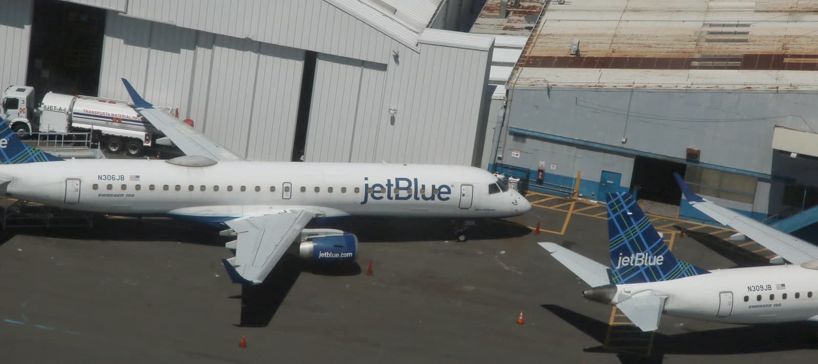 N306JB — Embraer