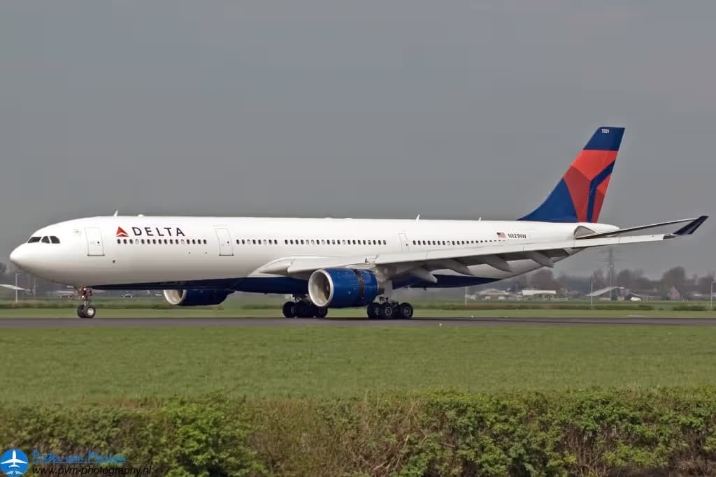 N821NW — Airbus
