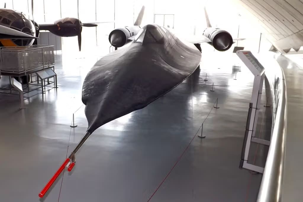 Unidentified — Lockheed