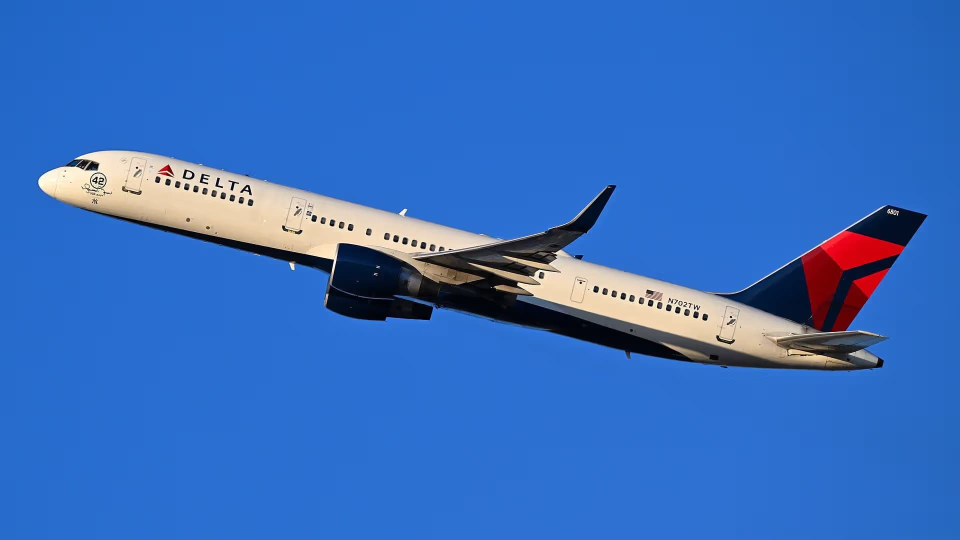 N702TW — Boeing