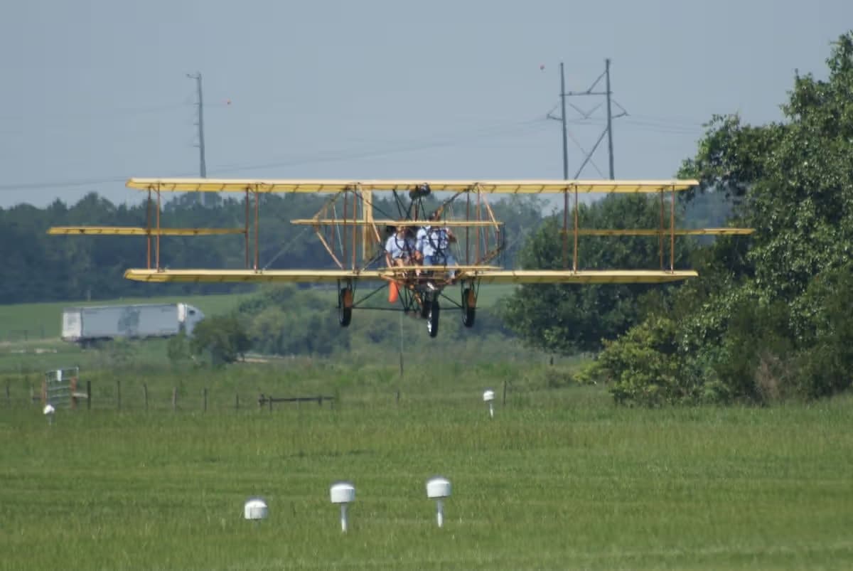 Unidentified — Aircraft