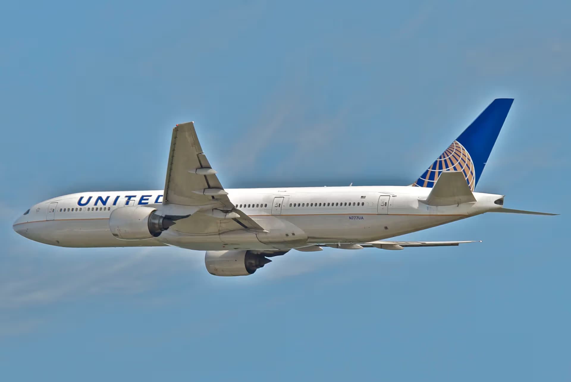 N777UA — Boeing