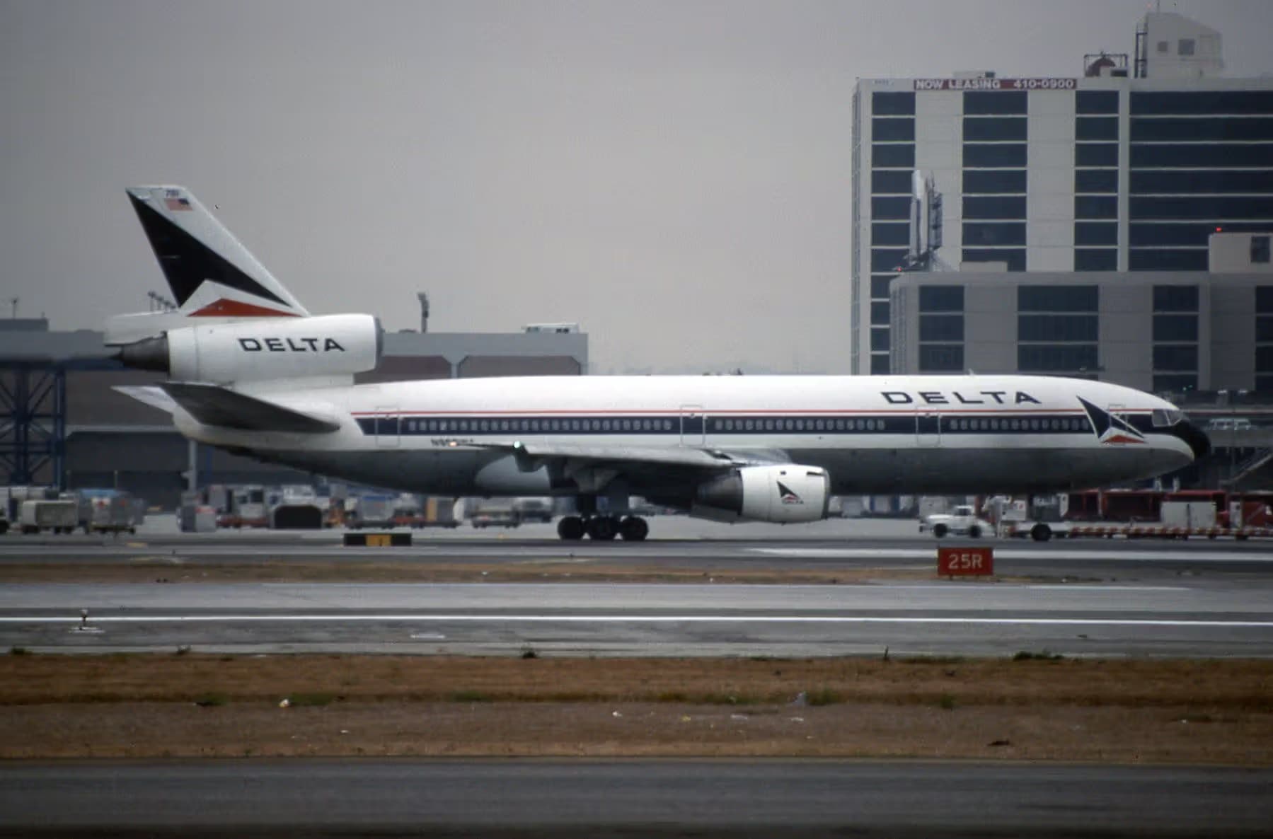 N902WA — Aircraft