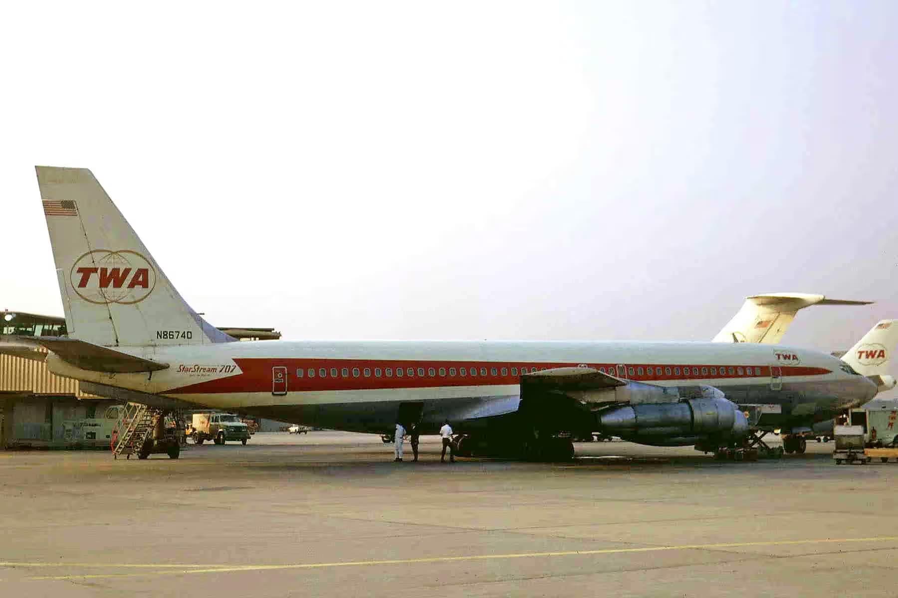 N86740 — Boeing