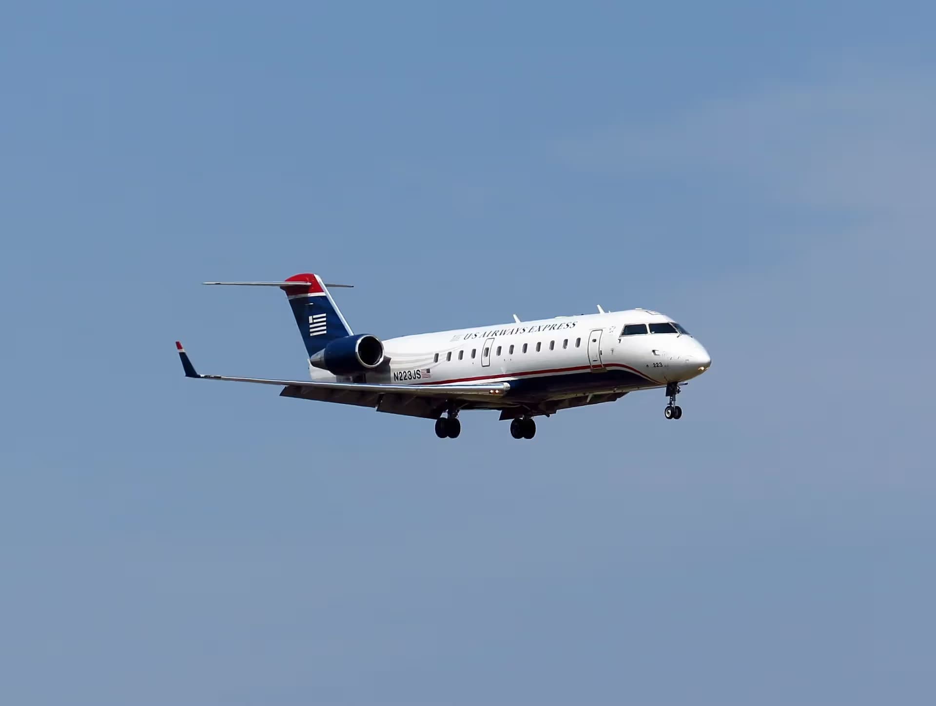 N223JS — Bombardier