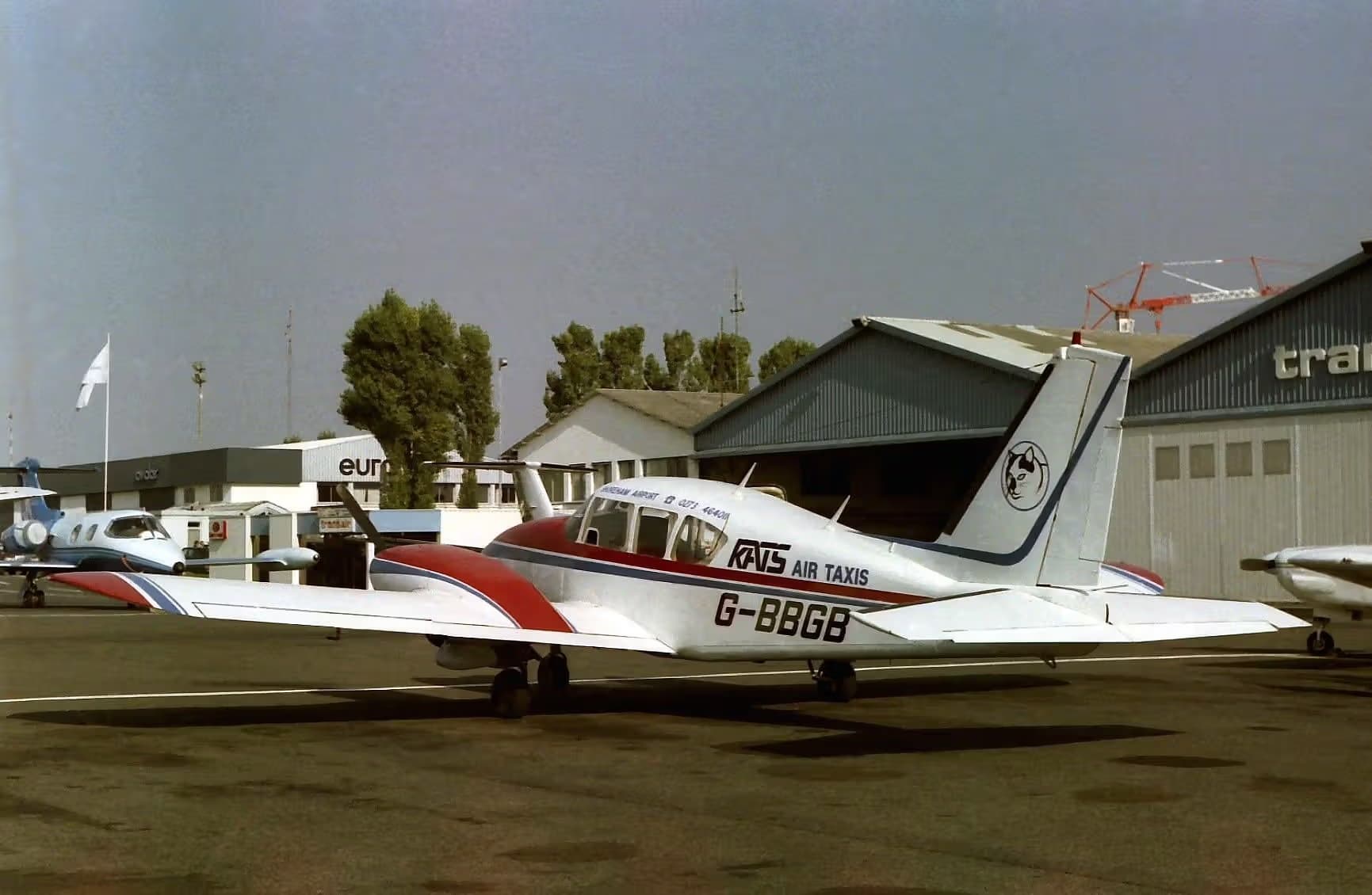 G-BBGB — Twin-engine aircraft