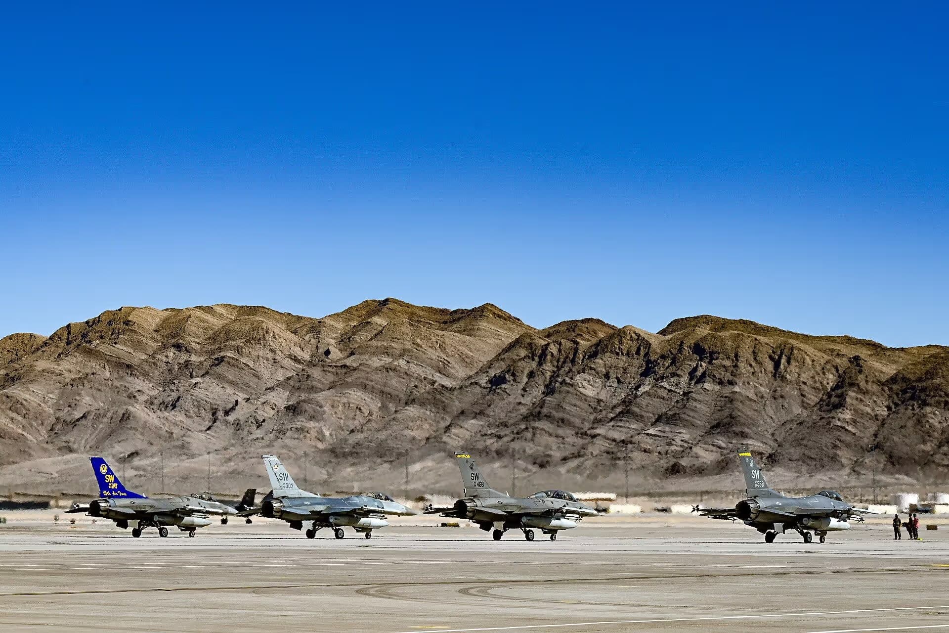 Unidentified — Single-engine aircraft