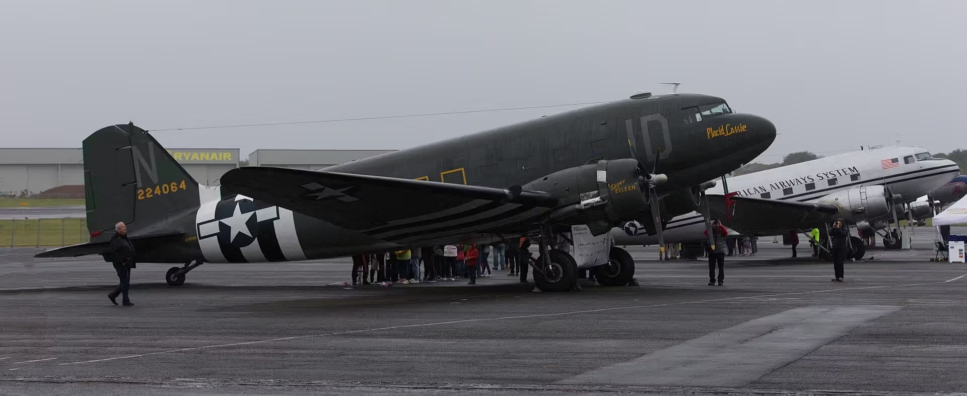 N74589 — Douglas
