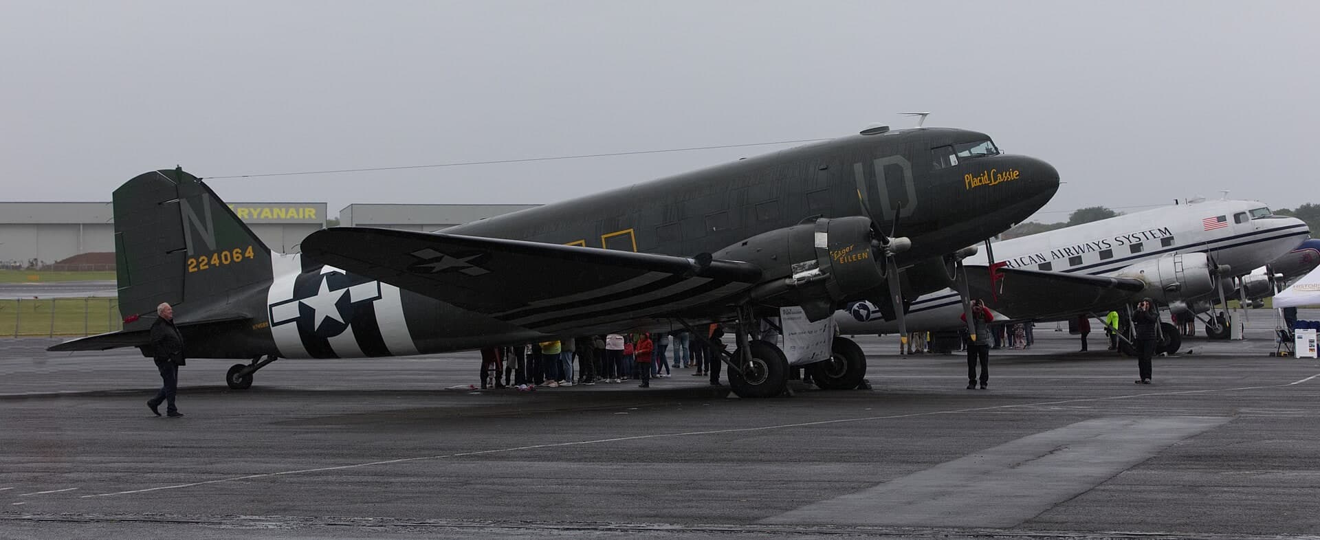 N74589 — Douglas