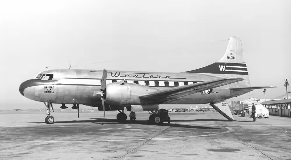 N9409H — Twin-engine aircraft